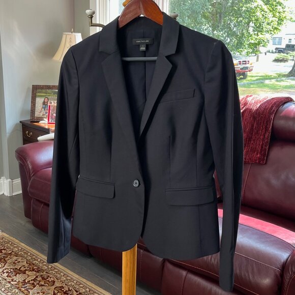 Ann Taylor Black Blazer Size 2 - Picture 1 of 5